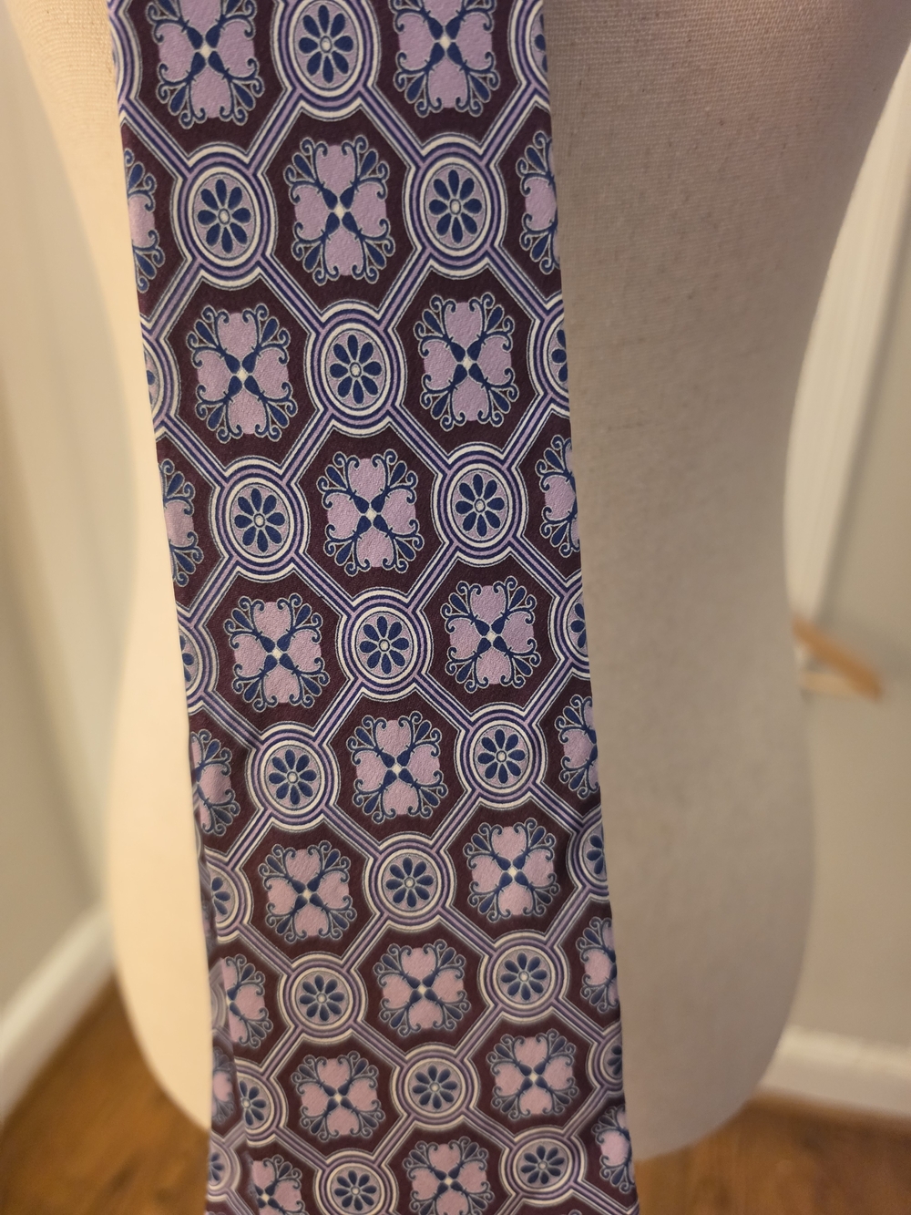 Piattelli Pink and Burgundy Geometric Medallion Silk Tie